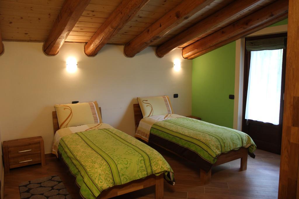 La Barmo Affittacamere Pietraporzio Bagian luar foto
